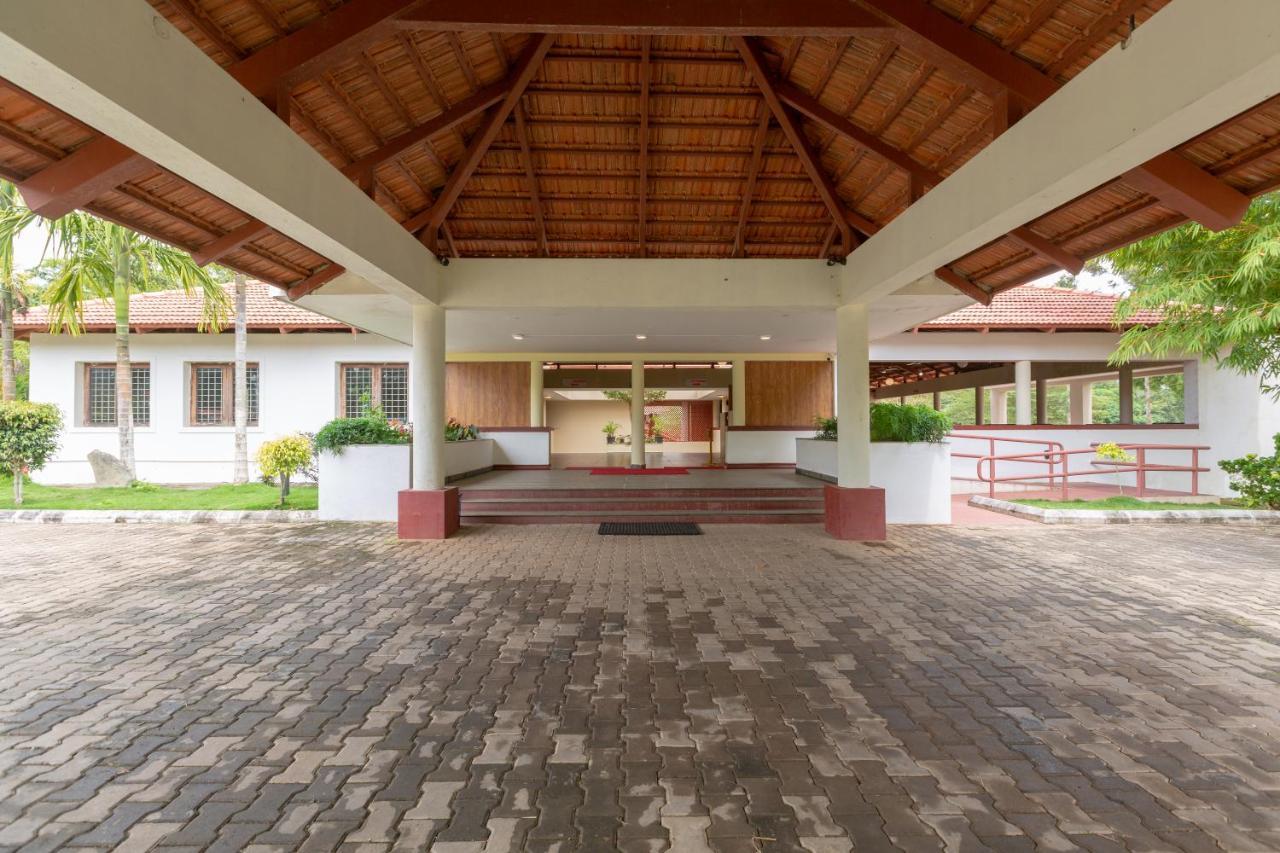 Kstdc Hotel Mayura Yagachi, Belur Belur  Екстер'єр фото